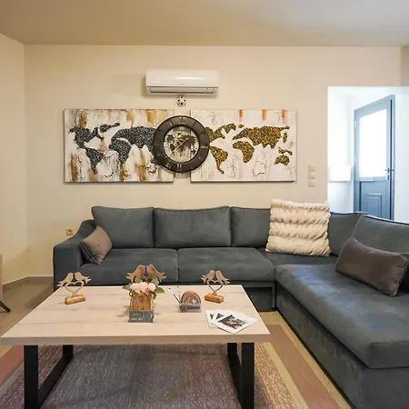 Apartment Theo And Ms Luxurious By Filos Inc