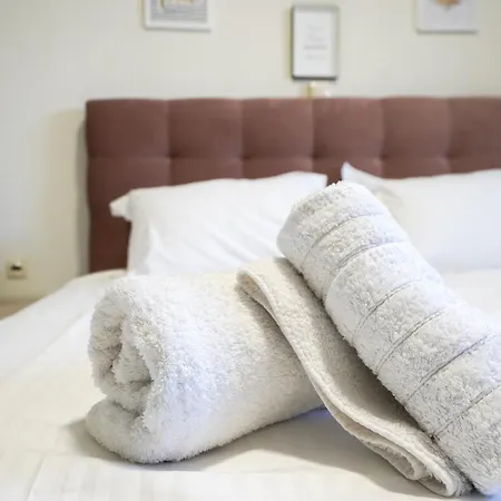 Theo And Ms Luxurious By Filos Inc شقة بلدة كوس